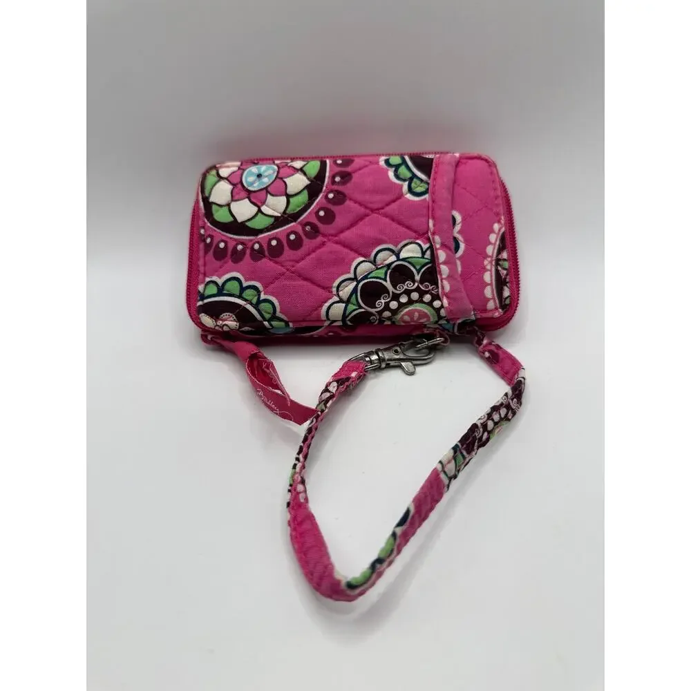 Vera Bradley Cupcakes Pink Zip Around Wristlet Wallet ID Window